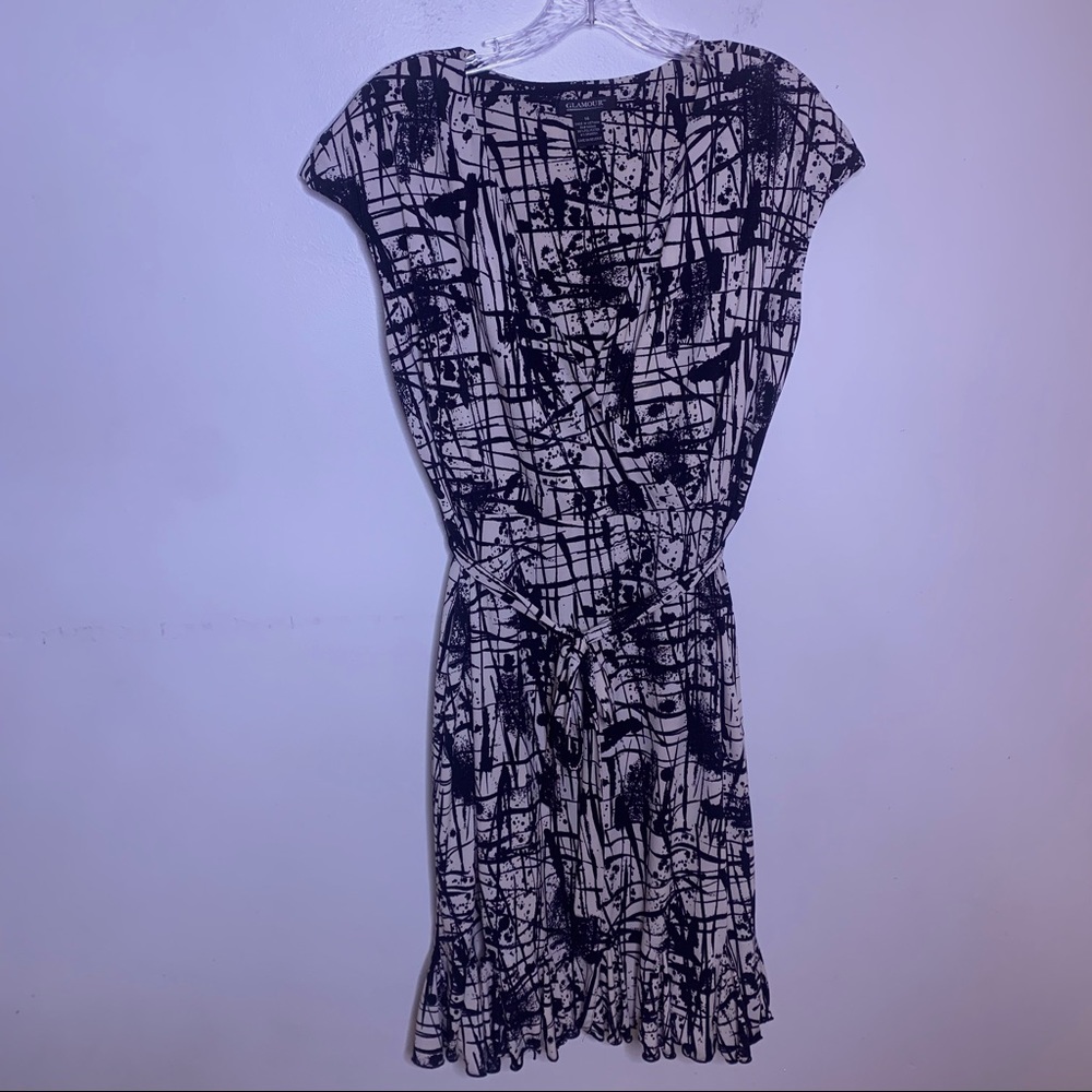 GLAMOUR Aline Black And White Abstract Print Knee Length Tie Waist Dress - Picture 2 of 9